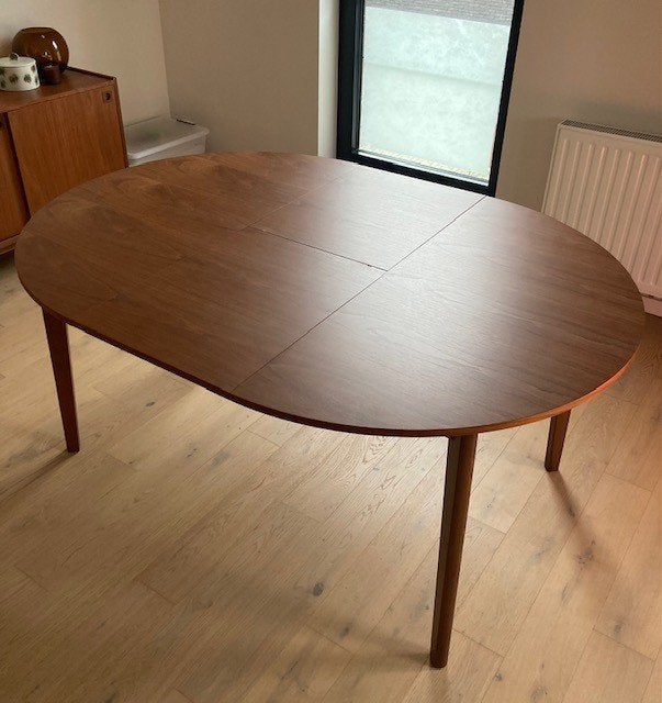 Eettafel, Huis en Inrichting, Ophalen, Overige materialen, Zo goed als nieuw, Vijf personen of meer