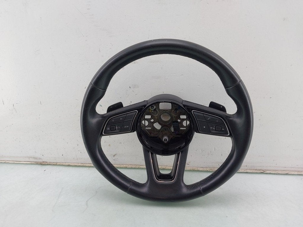 VOLANT DIRECTION Audi A3 Sportback (8YA) (01-2019/-), Autos : Pièces & Accessoires, Commande, Auto-Union-Straße  1,
85057  Ingolstadt, DE