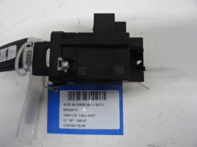 CONTACTSLOT Audi A4 Avant (B8) (01-2007/12-2015) (8K0909131), Auto-onderdelen, Gebruikt, Audi