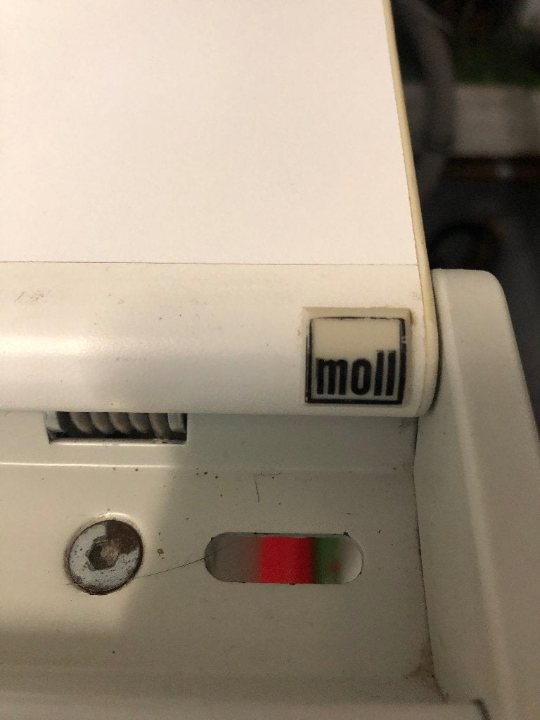 verstelbaar bureau moll, Huis en Inrichting, Bureaus, Ophalen, Overige typen, Gebruikt, 115 cm