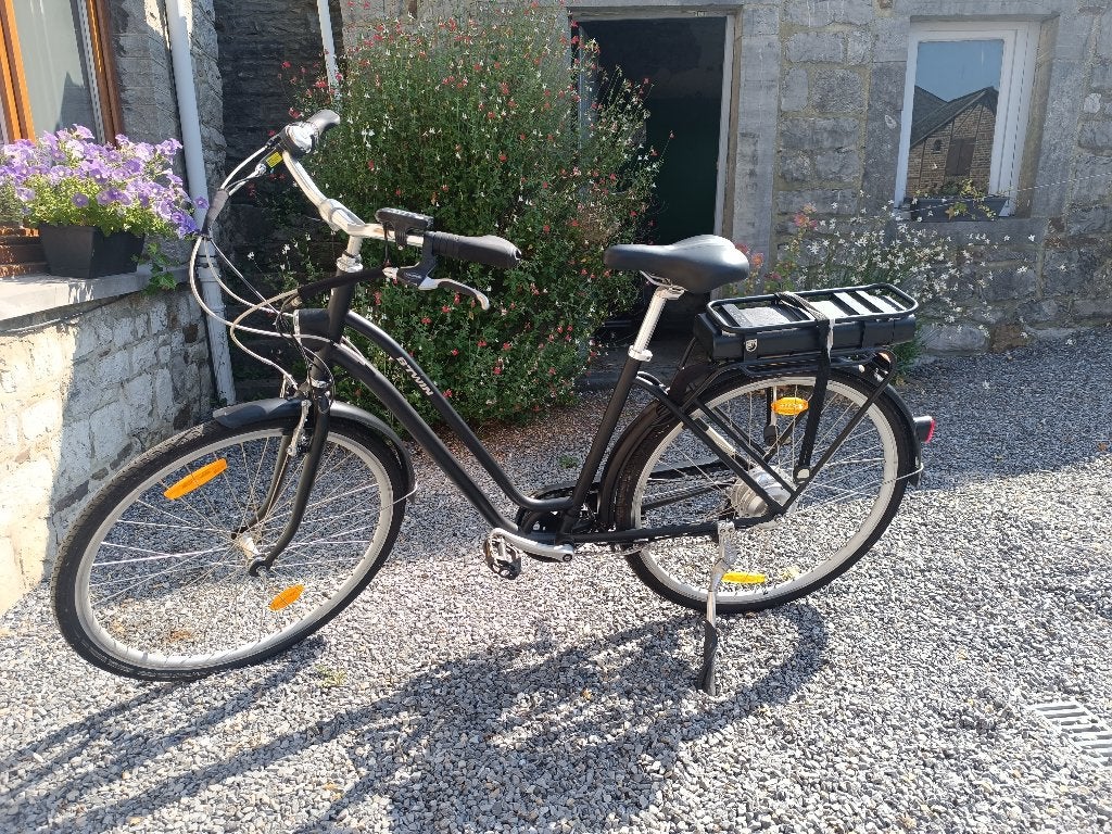 Vélo électrique B’Twin Elops 500E – très peu utilisé, Fietsen en Brommers, Ophalen, Zo goed als nieuw, Minder dan 30 km per accu