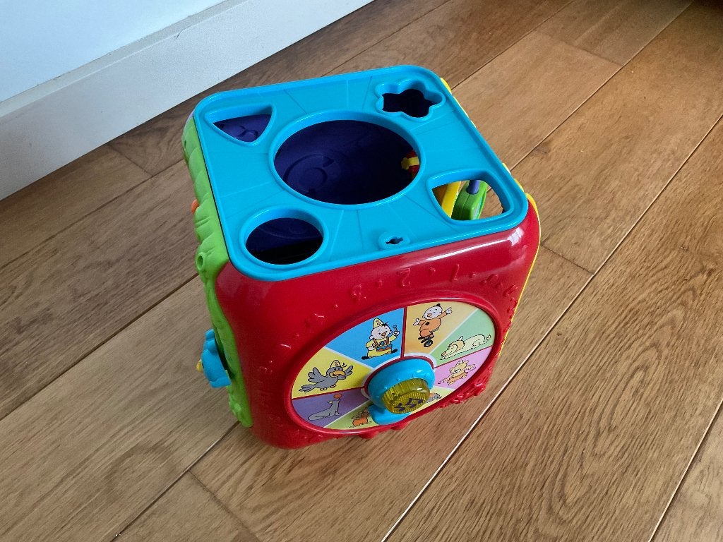 Activiteitenkubus Bumba, Ophalen, Zo goed als nieuw, 6 maanden tot 2 jaar