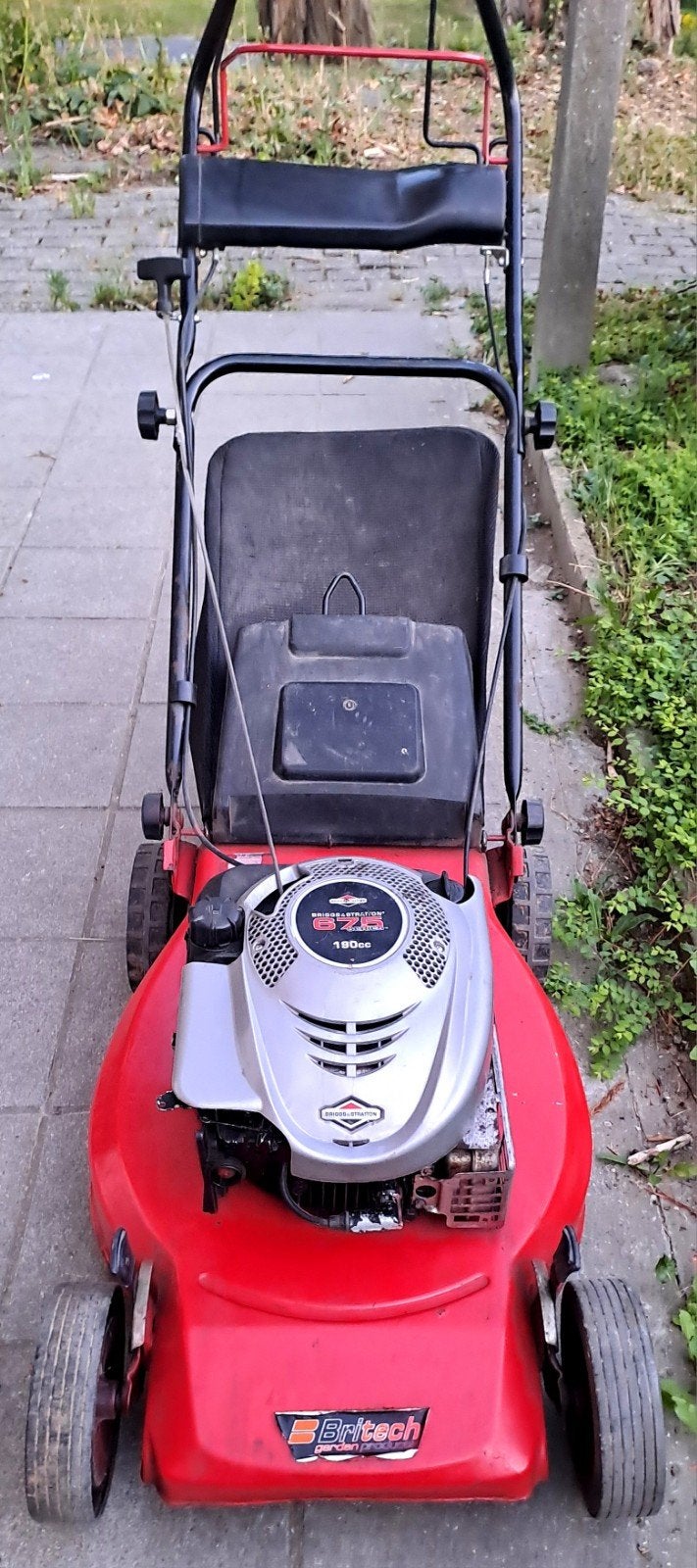 Tondeuse essence briggs & stratton a révisé faire of... ‼️, Jardin & Terrasse, Brigg's & stratton, Tondeuses à gazon à essence