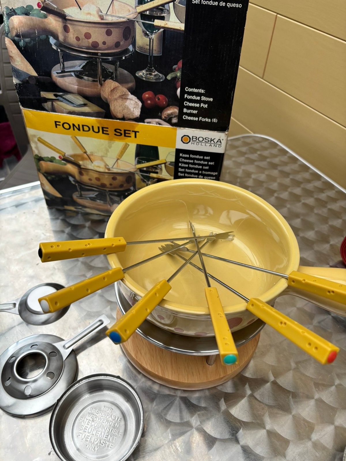 Fondue au fromage, Enlèvement, Comme neuf