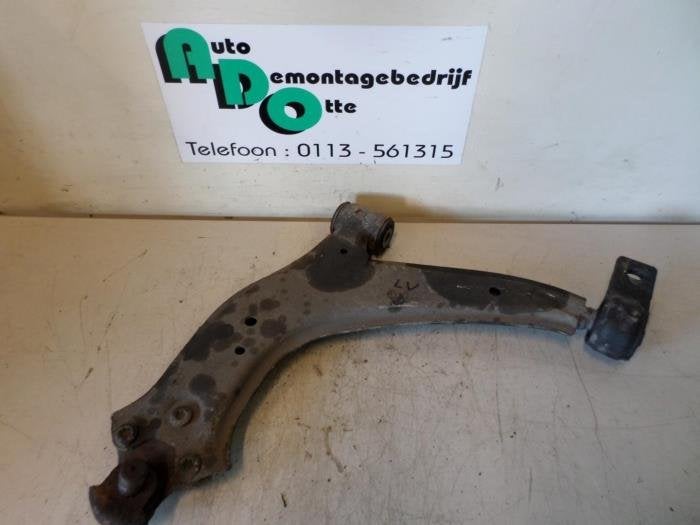 Draagarm links-voor van een Citroen Xsara Picasso, Gebruikt, -, Ophalen of Verzenden, -