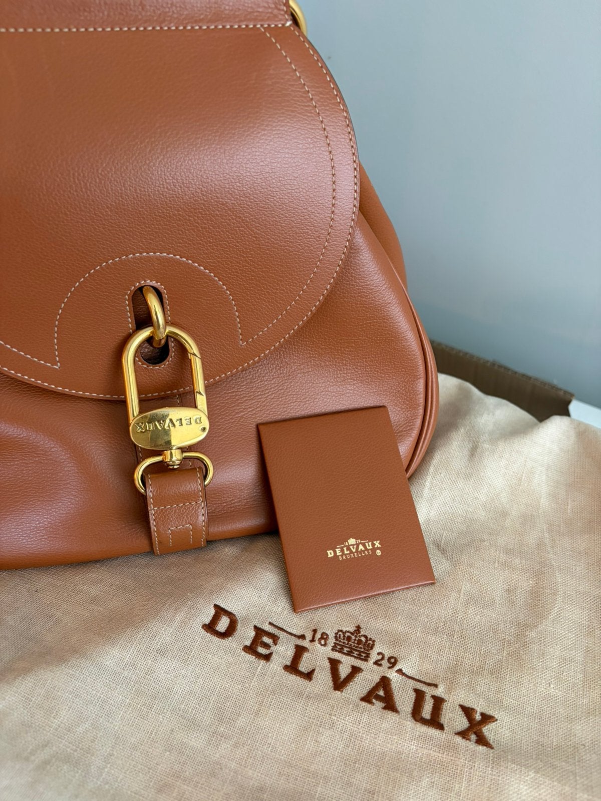 Delvaux model Cerceau, Ophalen, Zo goed als nieuw