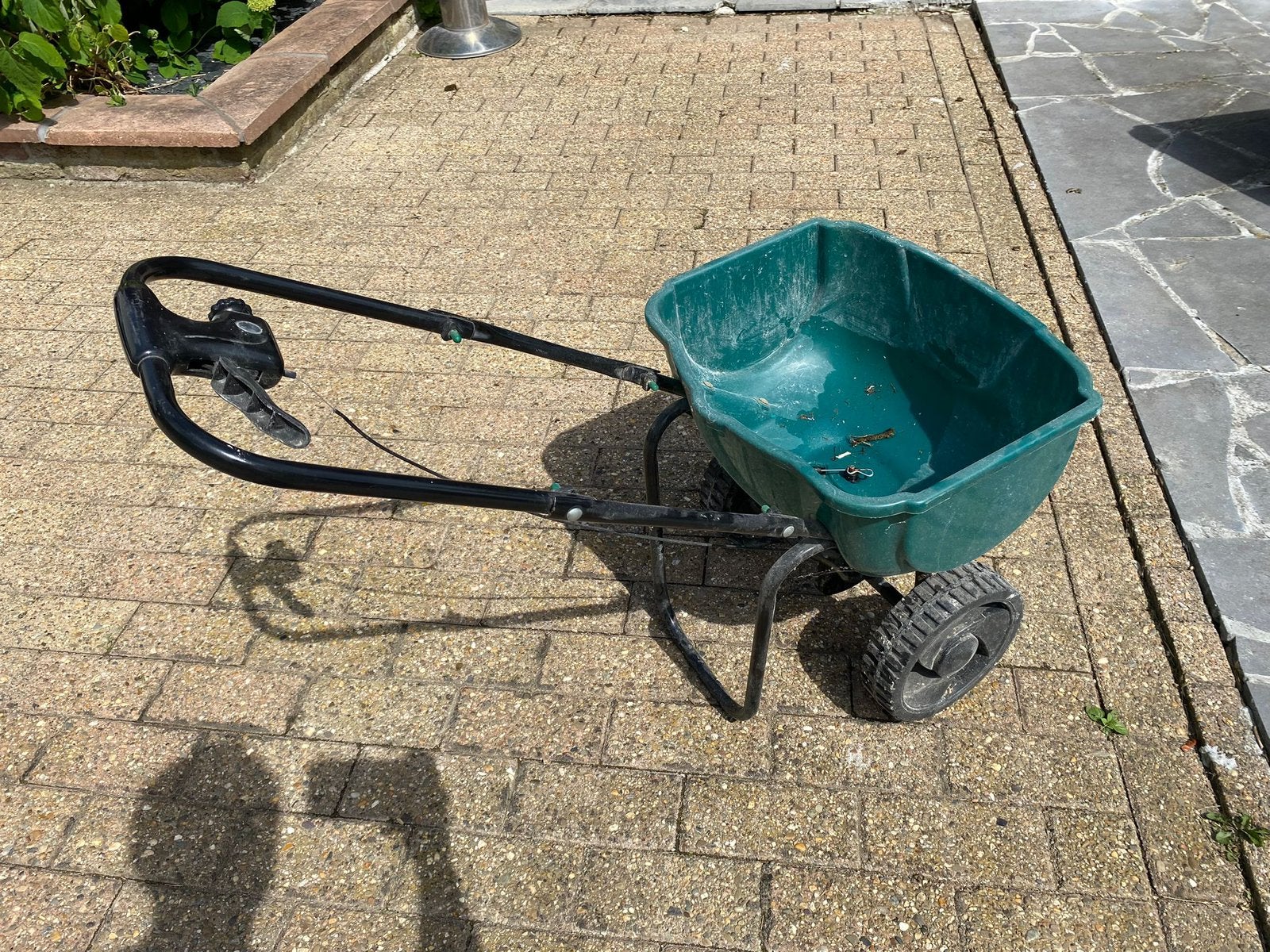 Strooiwagen tuin, Tuin en Terras, Ophalen, Zo goed als nieuw