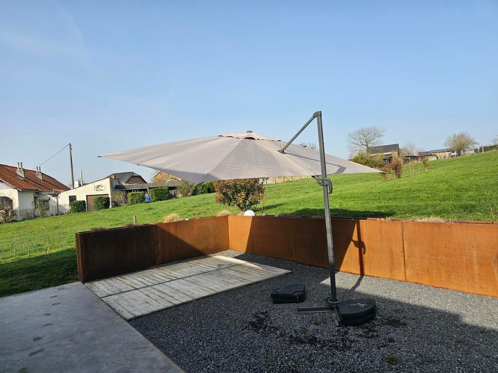 Parasol de 4m sur 3m de couleur taupe, Tuin en Terras