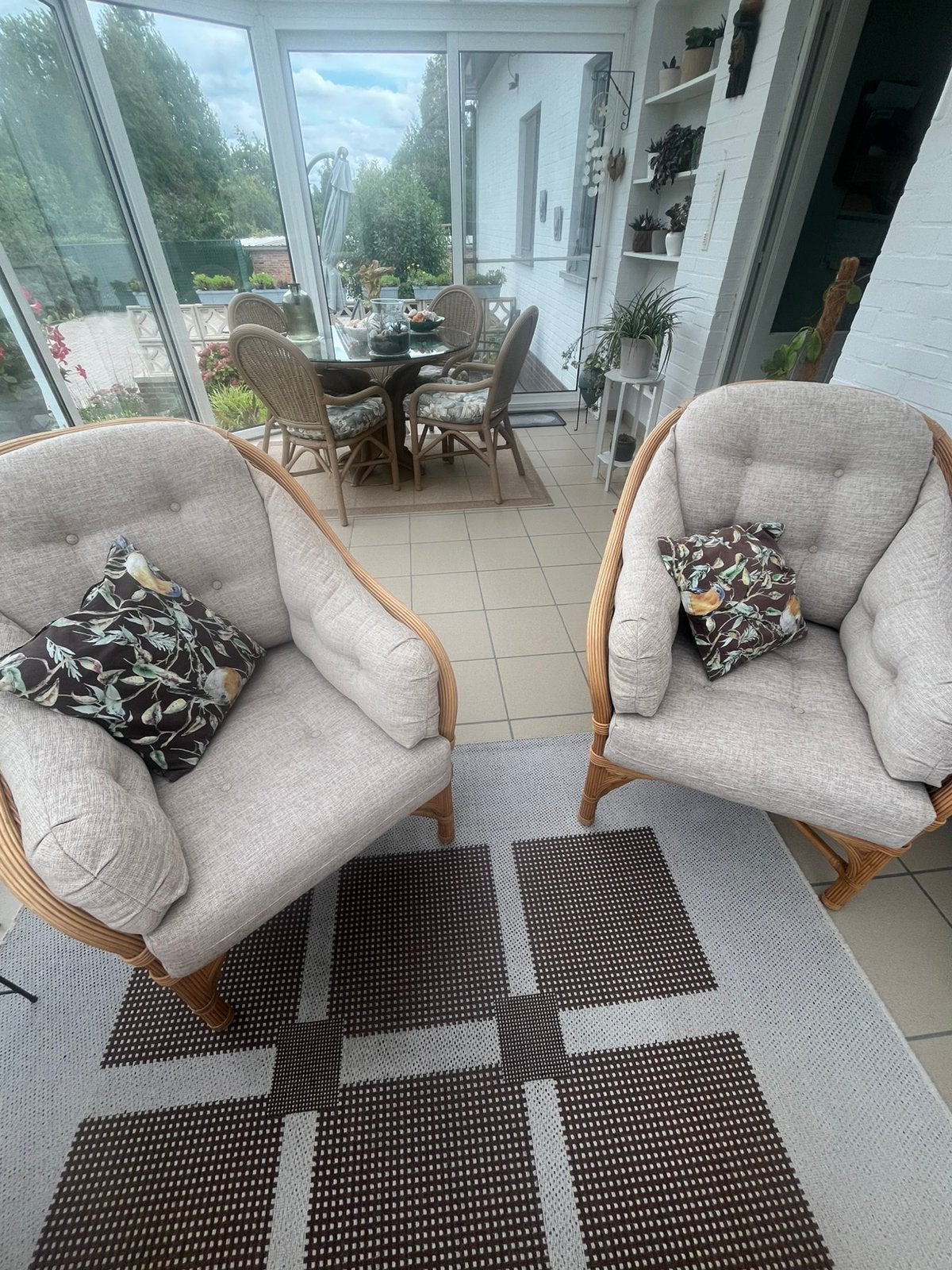 Complete rotan salonset 2 fauteuils, 2zit en salontafel, Ophalen, 4 zitplaatsen, Gebruikt, Rotan