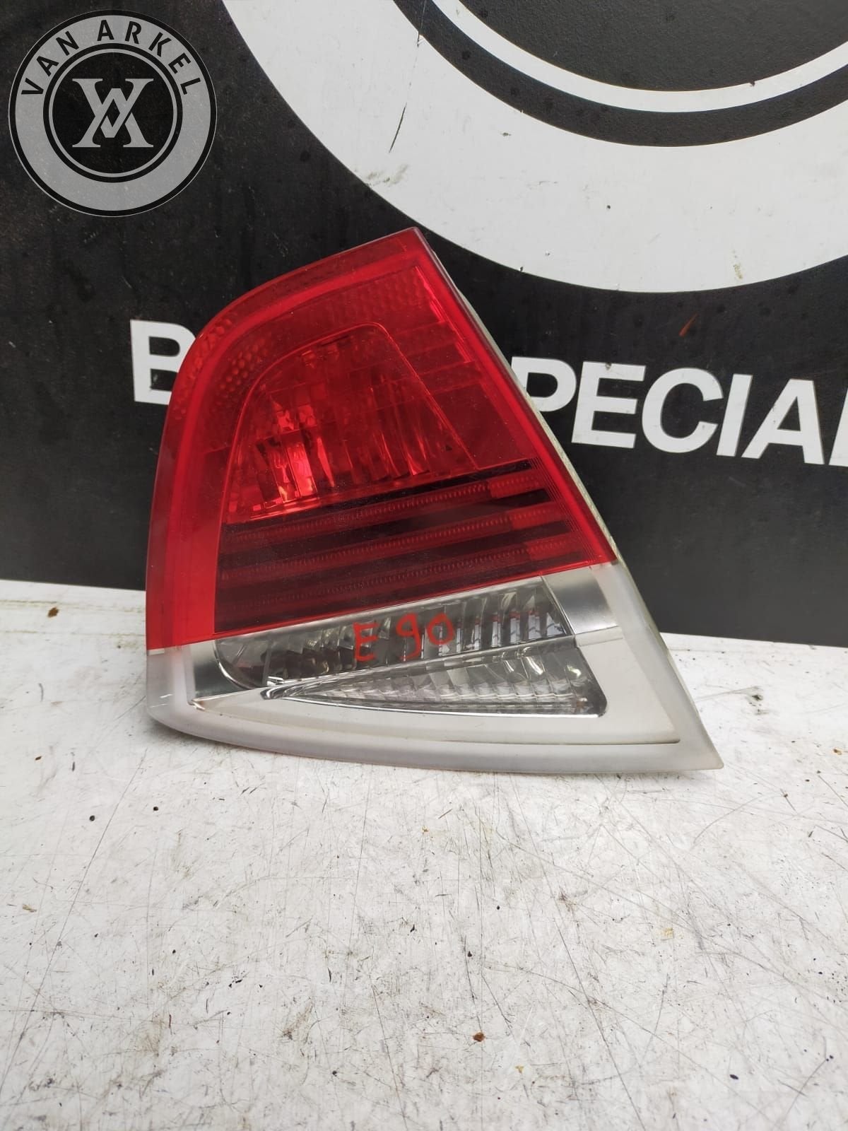 bmw e90 kofferbak verlichting, -, Utilisé, -, Enlèvement ou Envoi