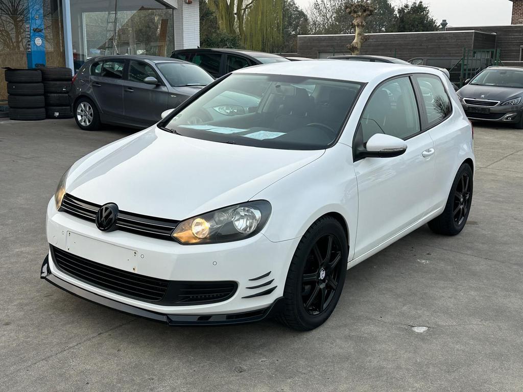 Volkswagen Golf VI 1,4 L à essence 125 ch Euro 5, Autos, 90 kW, Euro 5, Entreprise, Noir