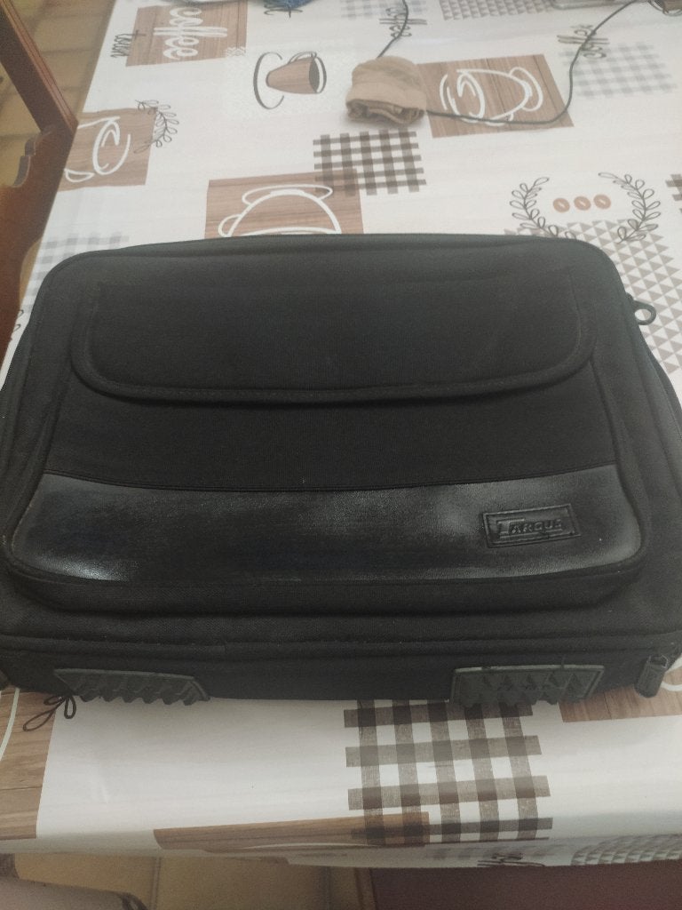 sac pour ordinateur 10 euro chacun, Informatique & Logiciels, Compartiment rembourré, Noir, HP, Enlèvement