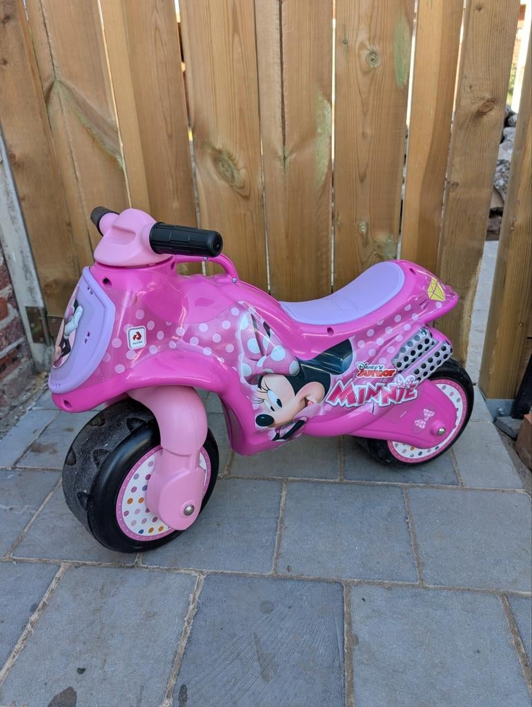 Minnie mouse brommer, Ophalen