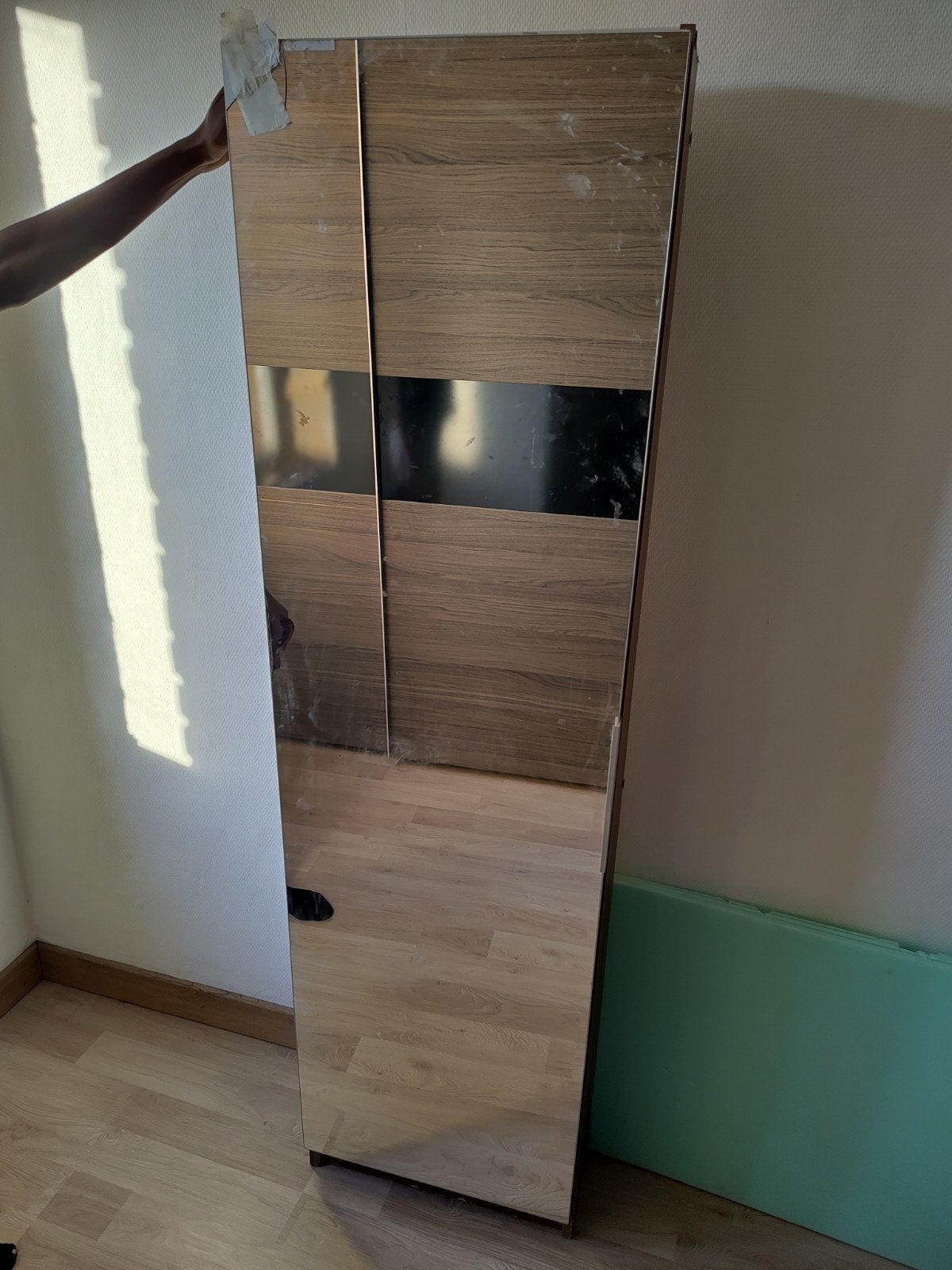 Shoes cabinet with mirror, Huis en Inrichting, Ophalen