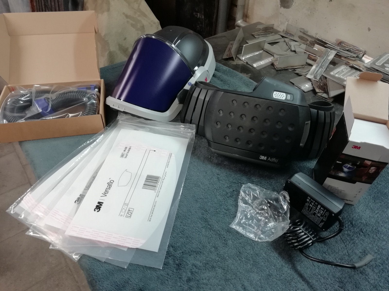 speedglas adflo airfilter+versaflo M300, Bricolage & Construction, Enlèvement ou Envoi, Comme neuf