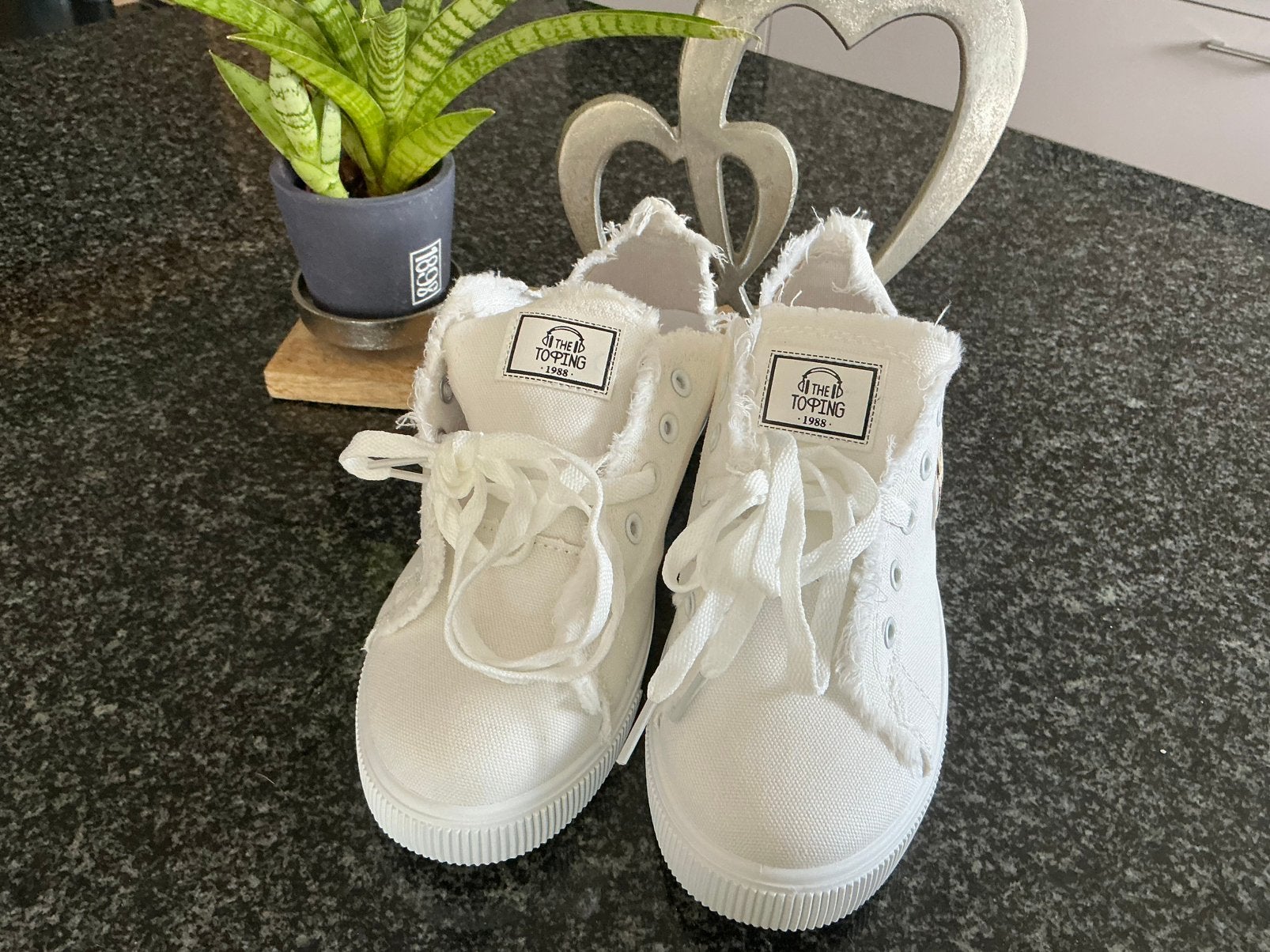 Sneakers maat 39/40, Wit, Nieuw, Ophalen of Verzenden, Sneakers