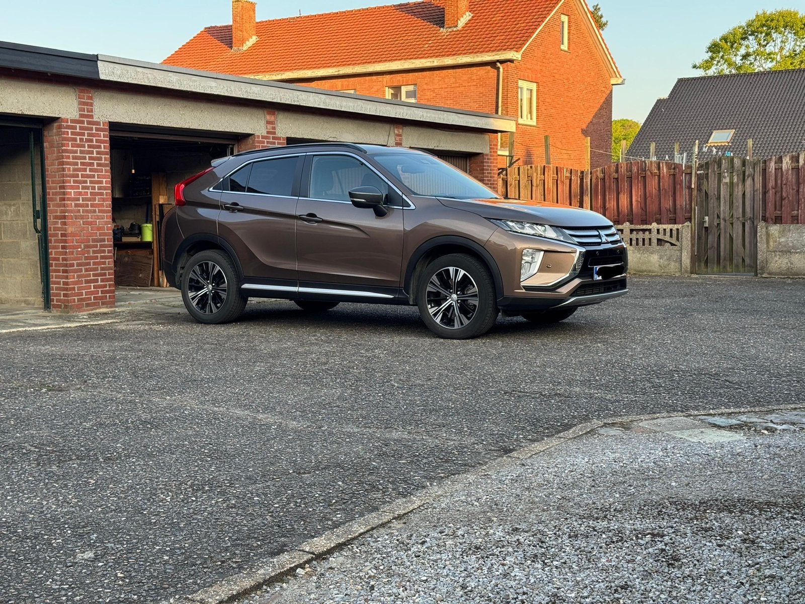 Mitsubishi Eclipse Cross 2021 1.5 benzine turbo 46900km, Dealer onderhouden, Stof, 1498 cc, 4 cilinders