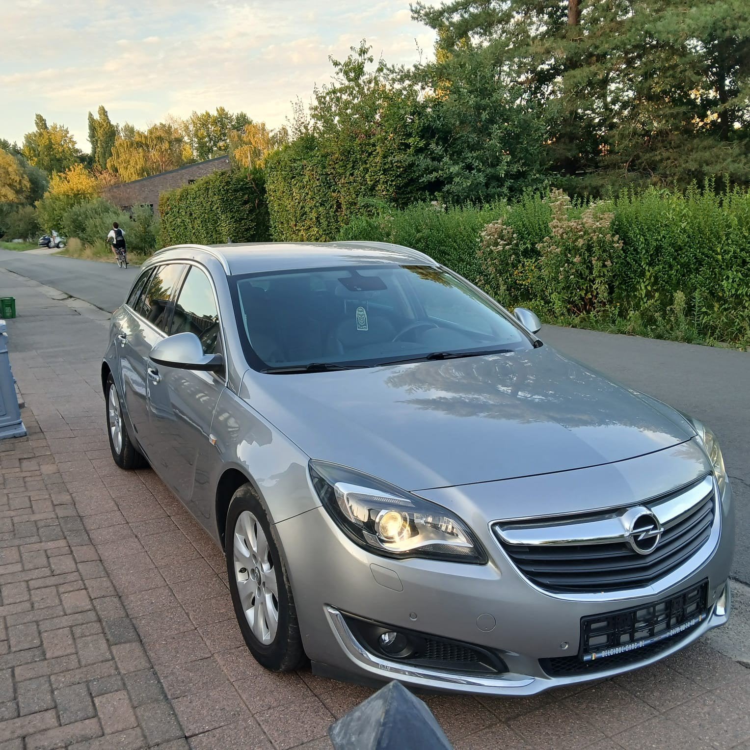 Opel Insignia 2.0 TDI met slechts 99dkm in perfecte staat., Auto's, Diesel, Grijs, Apple Carplay, Insignia
