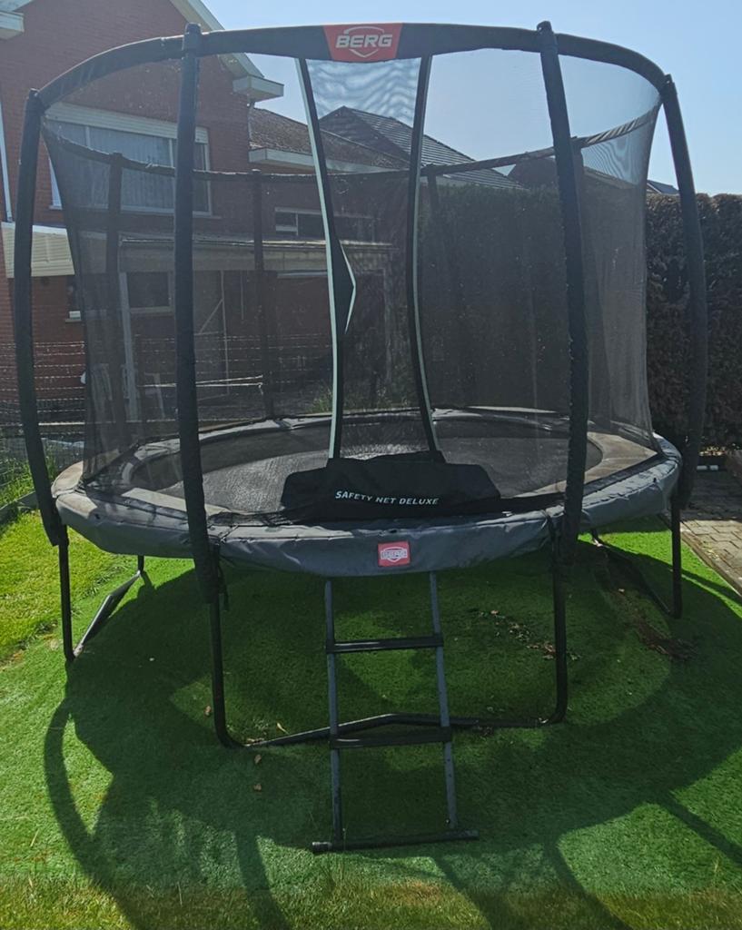 Berg Champion trampoline 330 grijs + deluxe safety net, Kinderen en Baby's, Speelgoed | Buiten | Trampolines, Ophalen, Gebruikt