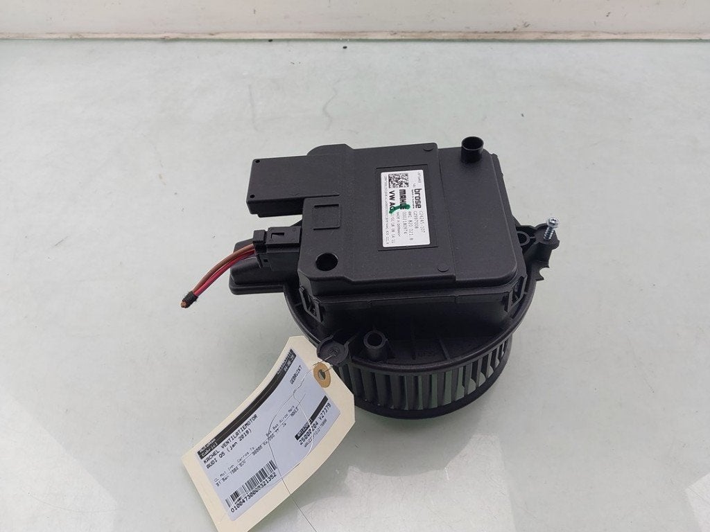 KACHEL VENTILATORMOTOR Audi Q5 (FYB / FYG) (01-2016/11-2020), Info@audi.de, Audi, Audi AG, Gebruikt