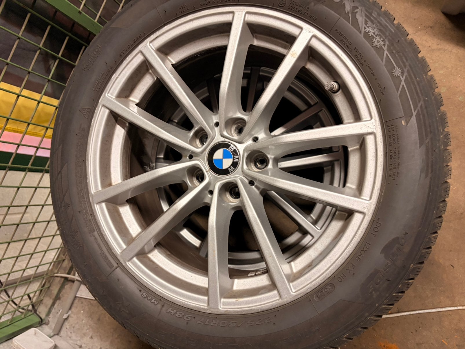 Kit d'hiver pour Bmw 3 et 4 G20 G21 G23 G24, Autos : Pièces & Accessoires, Pneus et Jantes, Pneus hiver, Véhicule de tourisme