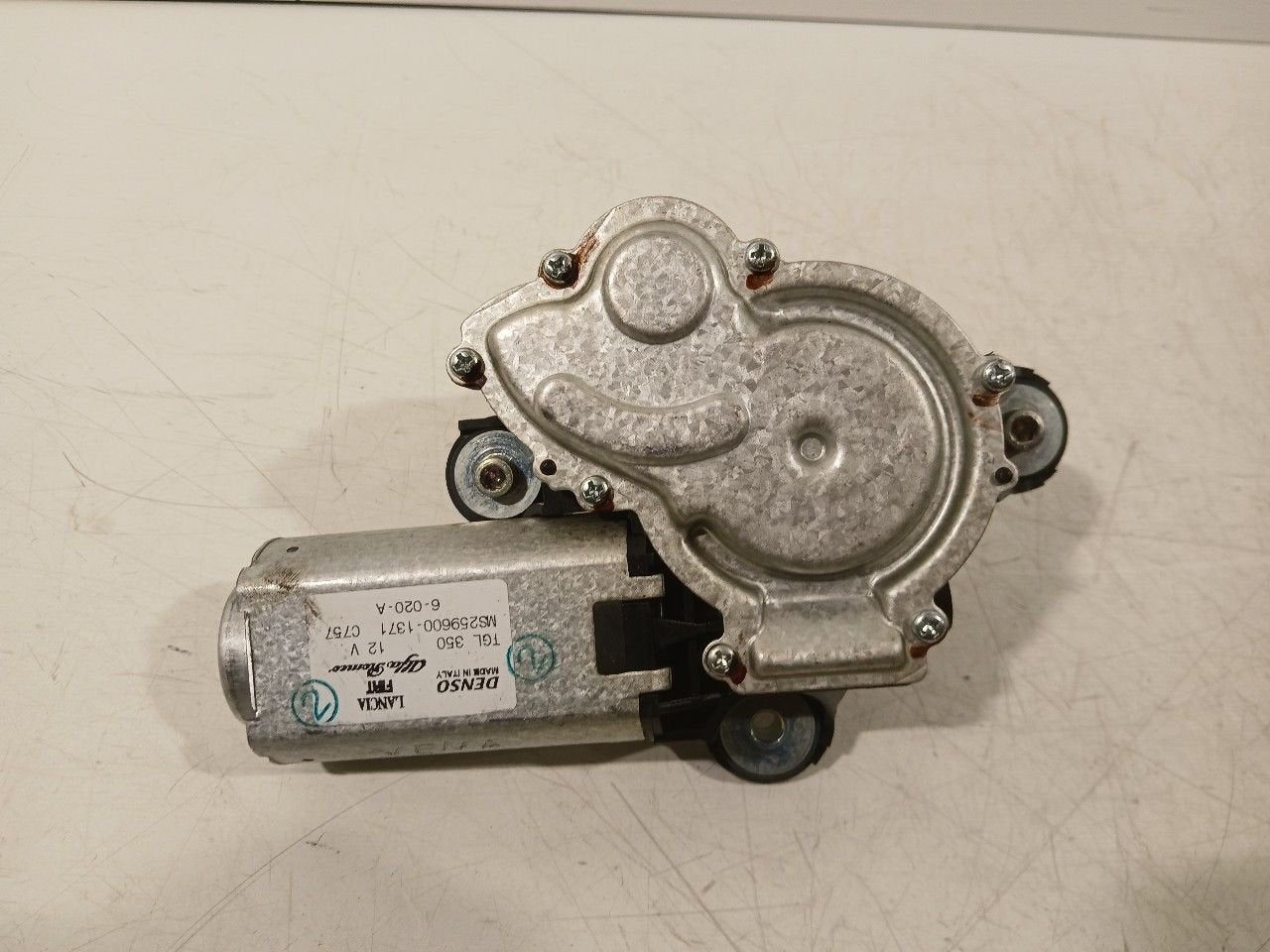 Ruitenwissermotor achter Fiat 500, Auto-onderdelen, Onderdelen@venauto.nl, Van der Ven Autorecycling B.V., Gebruikt, Ettenseweg 76, 4706 PB Roosendaal, The Netherlands