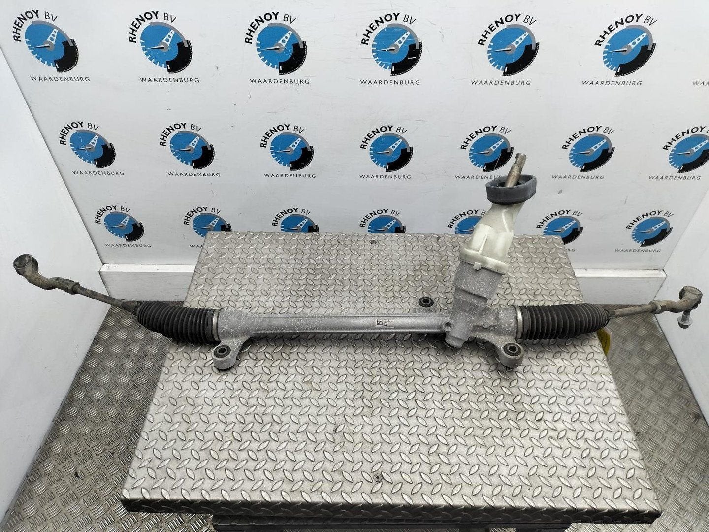 FORD MUSTANG SUV PREMIUM AWD STUURHUIS LJ9C3A500AC 2022, Enlèvement ou Envoi, Utilisé, Stiba membre