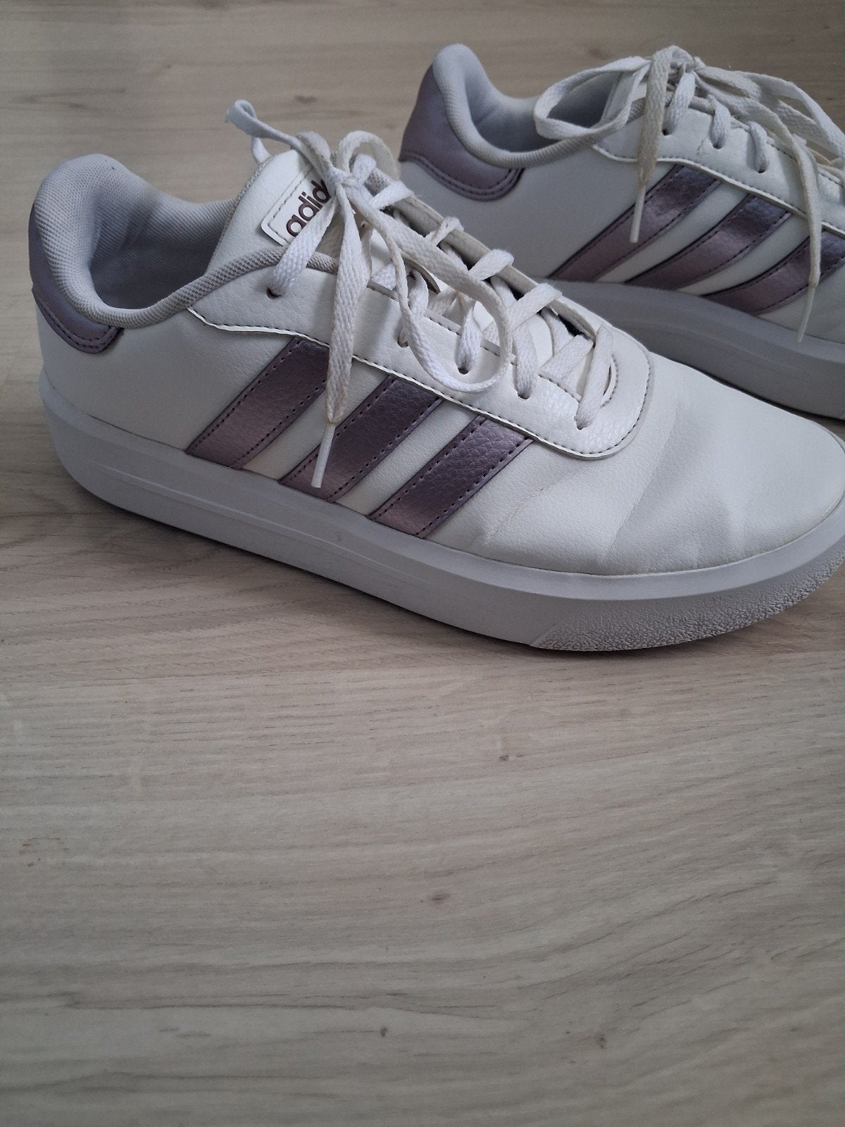 Basket Adidas femme taille 40,5, Enlèvement ou Envoi, Adidas, Sneakers et Baskets, Porté