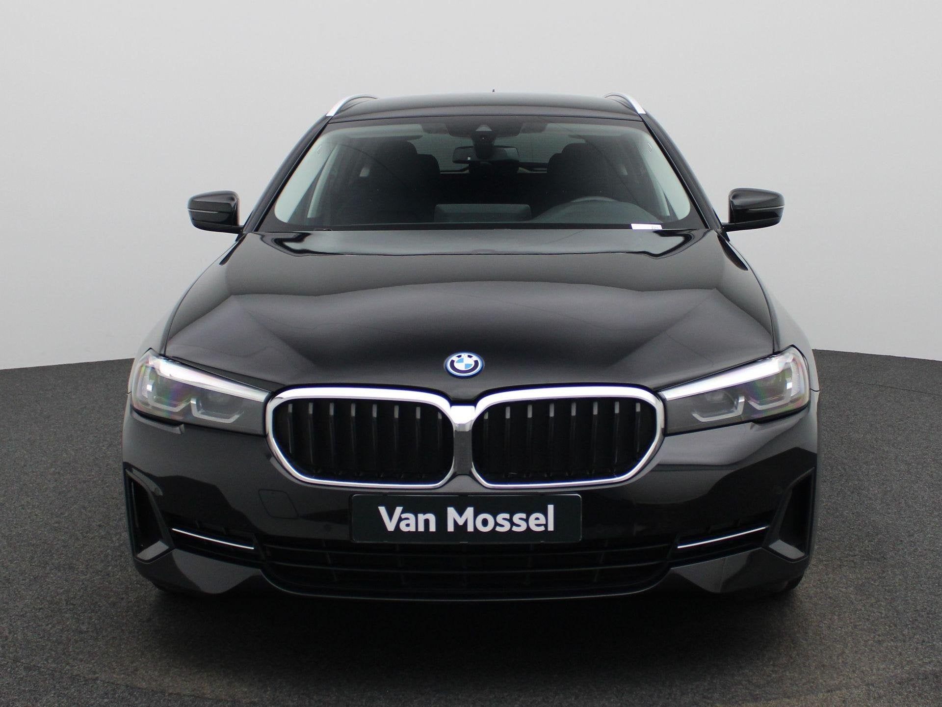 BMW 5 Serie Reeks Touring 520e 150kW (automatique), Autos, Electronic Stability Program (ESP), Entreprise, https://public.car-pass.be/vhr/3be4c927-595d-4eae-9c68-97017a8a221e