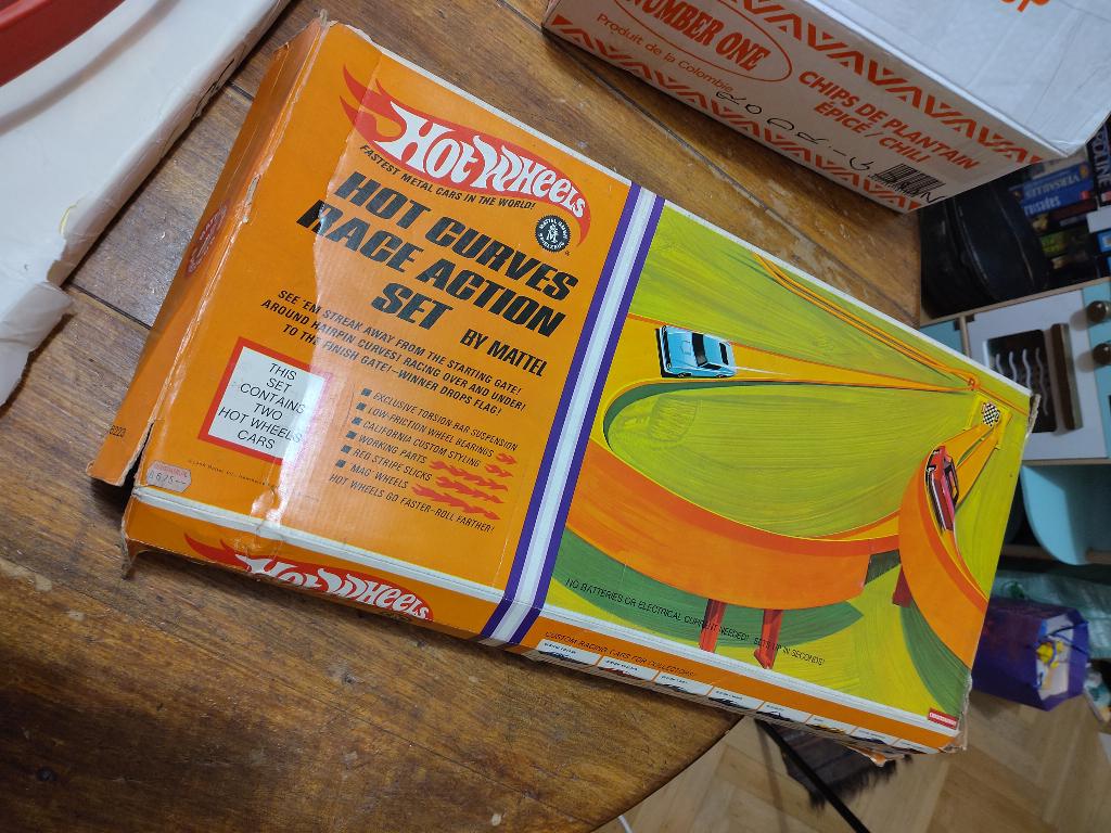 Hot Wheels hot curves race action set (box-only), Enlèvement ou Envoi, Utilisé