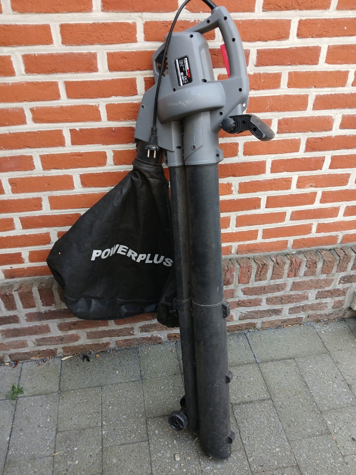 elektrische bladblazer en -zuiger Powerplus 3300watt, Tuin en Terras, Ophalen