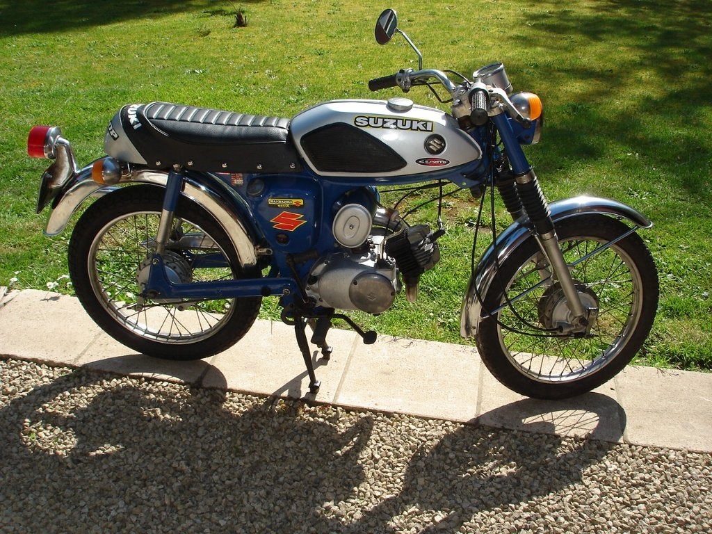 szuki as, 49 cc, Klasse B (45 km/u), 5 versnellingen, Ophalen