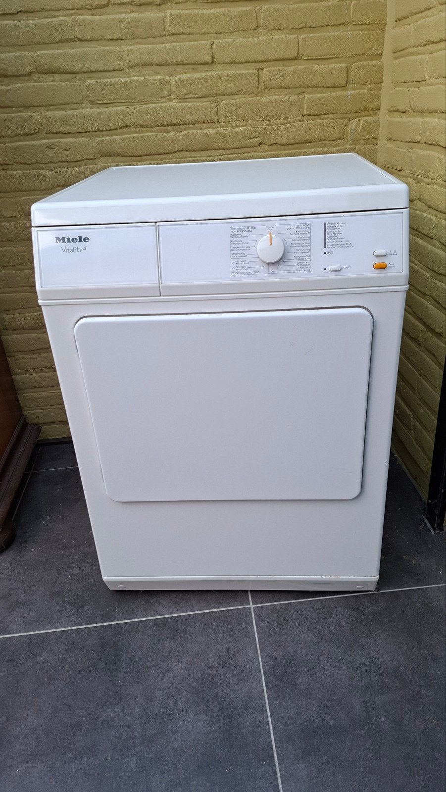 Droogkast Miele T223 Vitality A Type HT06-2, Elektronische apparatuur, Droogkasten, Ophalen, Gebruikt, Luchtafvoer, 4 tot 6 kg