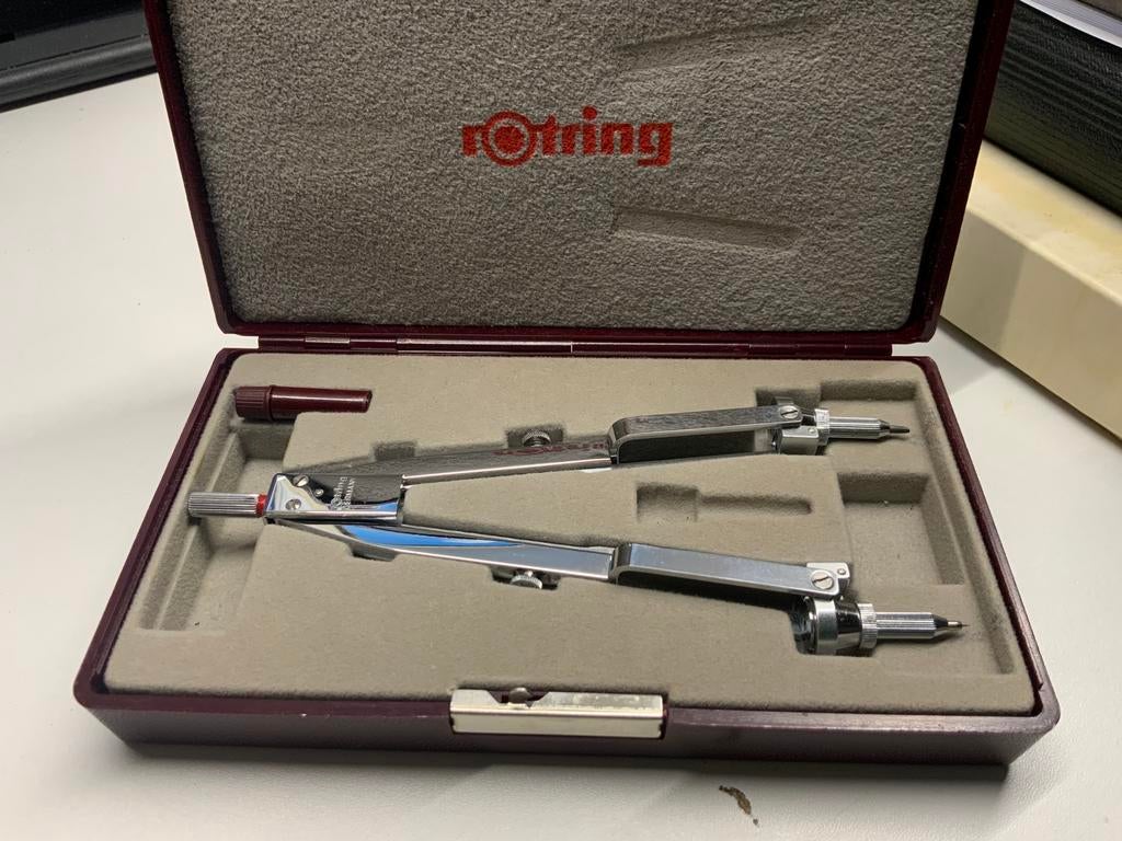 ROTRING PROFESSIONEEL PRECISIEKOMPAS (DUITSLAND), Hobby en Vrije tijd, Tekenen, Ophalen of Verzenden