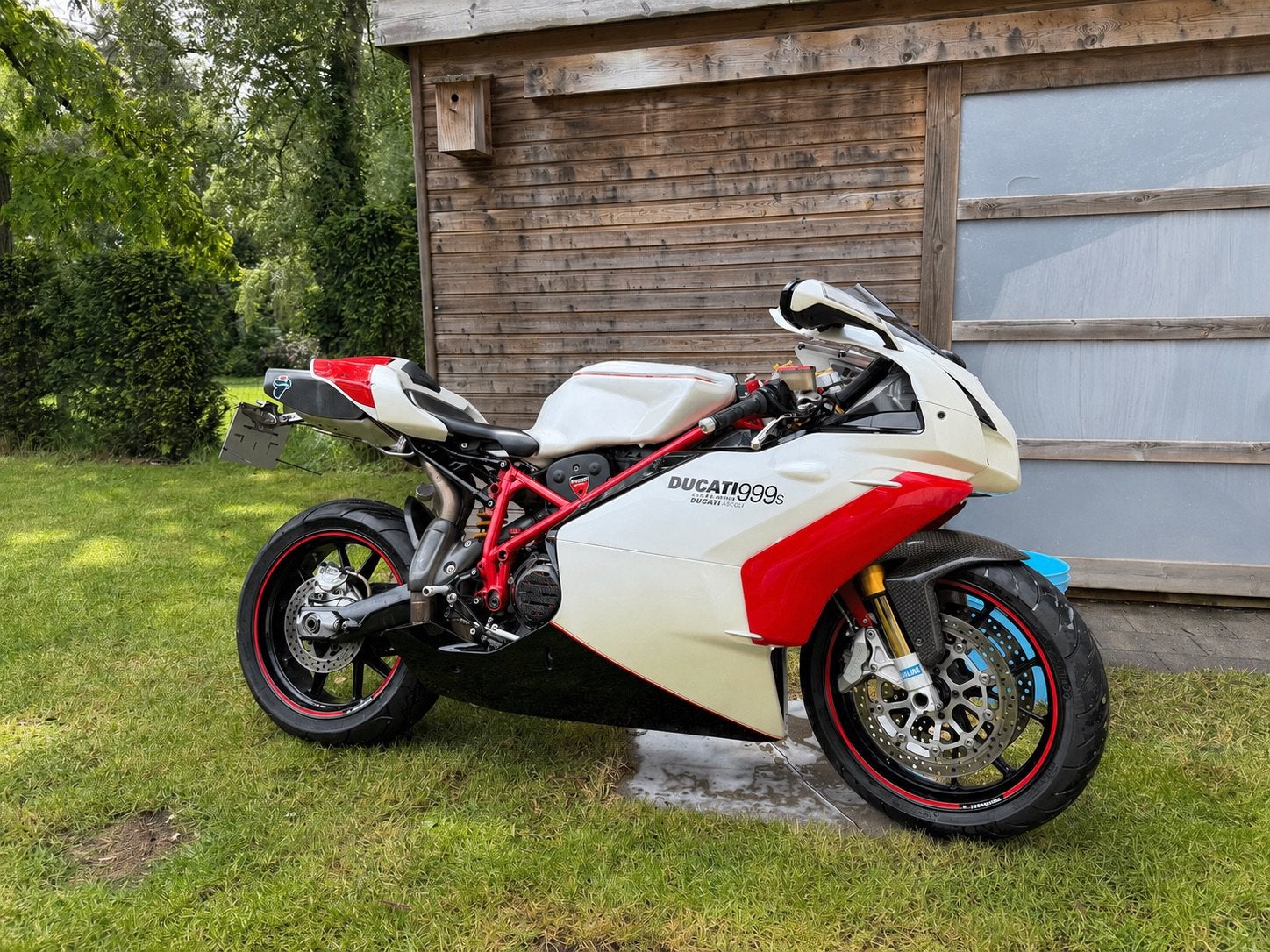 Ducati 999S, Motoren, Ophalen
