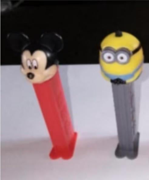 PEZ houders dispensers - 4 verschillende - 9 en11 cm - 1€/st, Ophalen of Verzenden, Gebruikt