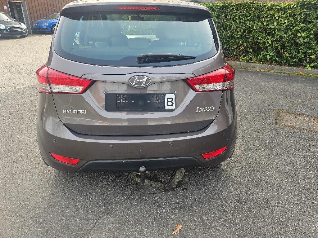 HYUNDAI IX20, Auto's, Hyundai, Voorwielaandrijving, Euro 5, Stof, Beige