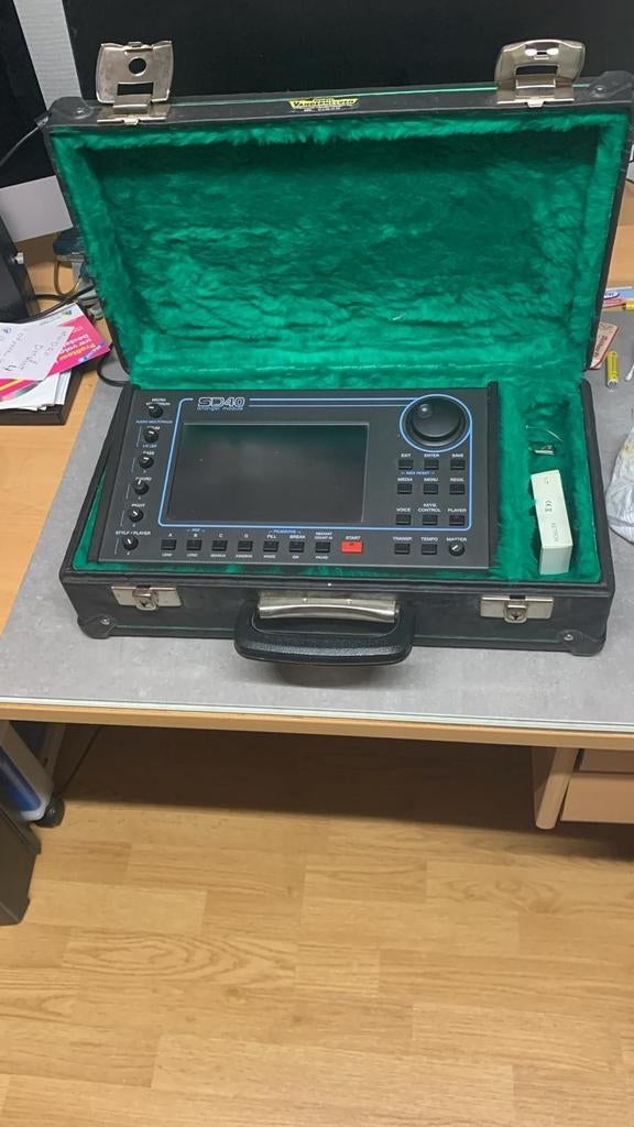 Module sd 40 ketron,met koffer en USB stick.in goede staat,, Muziek en Instrumenten, Keyboards, Ophalen