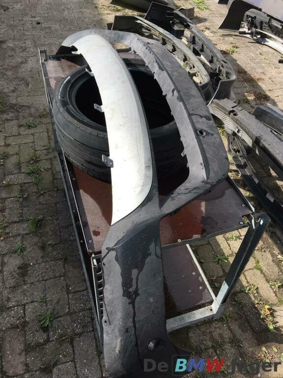Voorbumper trim BMW X5 E70 LCI 51117222371, Gebruikt, Ophalen of Verzenden, BMW, BMW