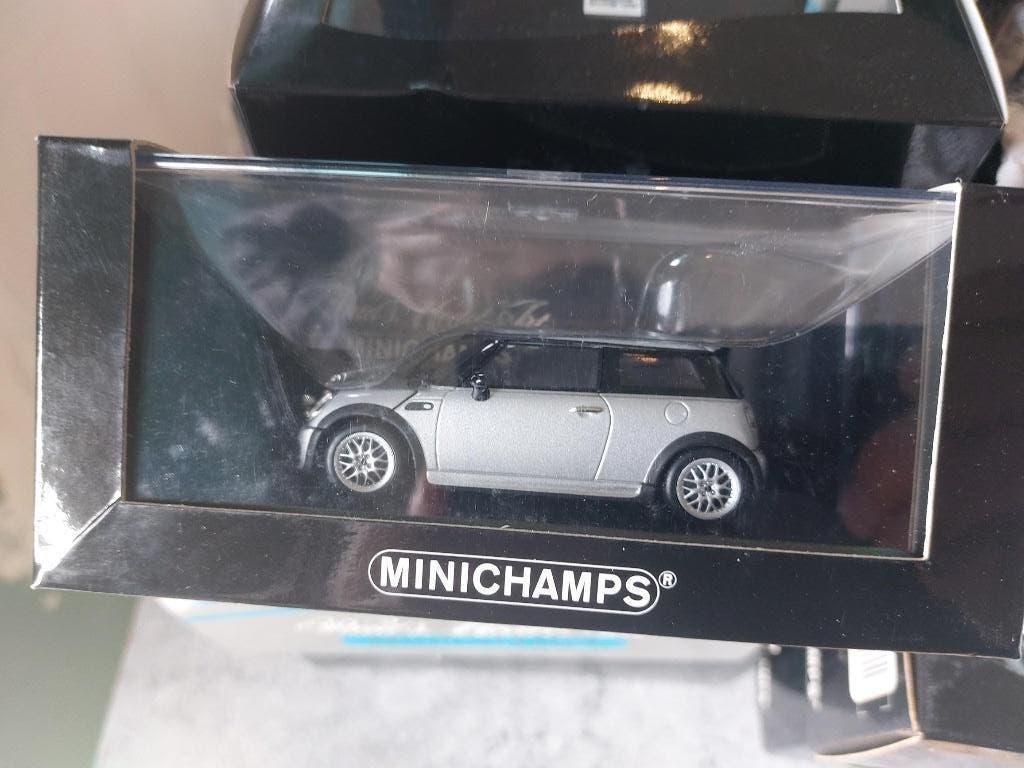 Minichamps Mini Cooper de 2002 Silver 1/43, Hobby & Loisirs créatifs, Voitures miniatures | 1:43, Enlèvement ou Envoi, Neuf, Voiture
