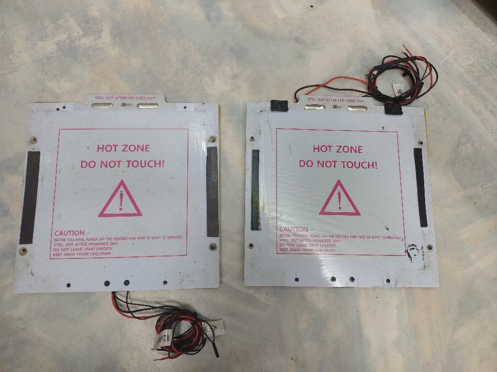 Set van 2x 3D-Printer Verwarmd Bed (21x21 cm, 12V), Ophalen of Verzenden, Gebruikt