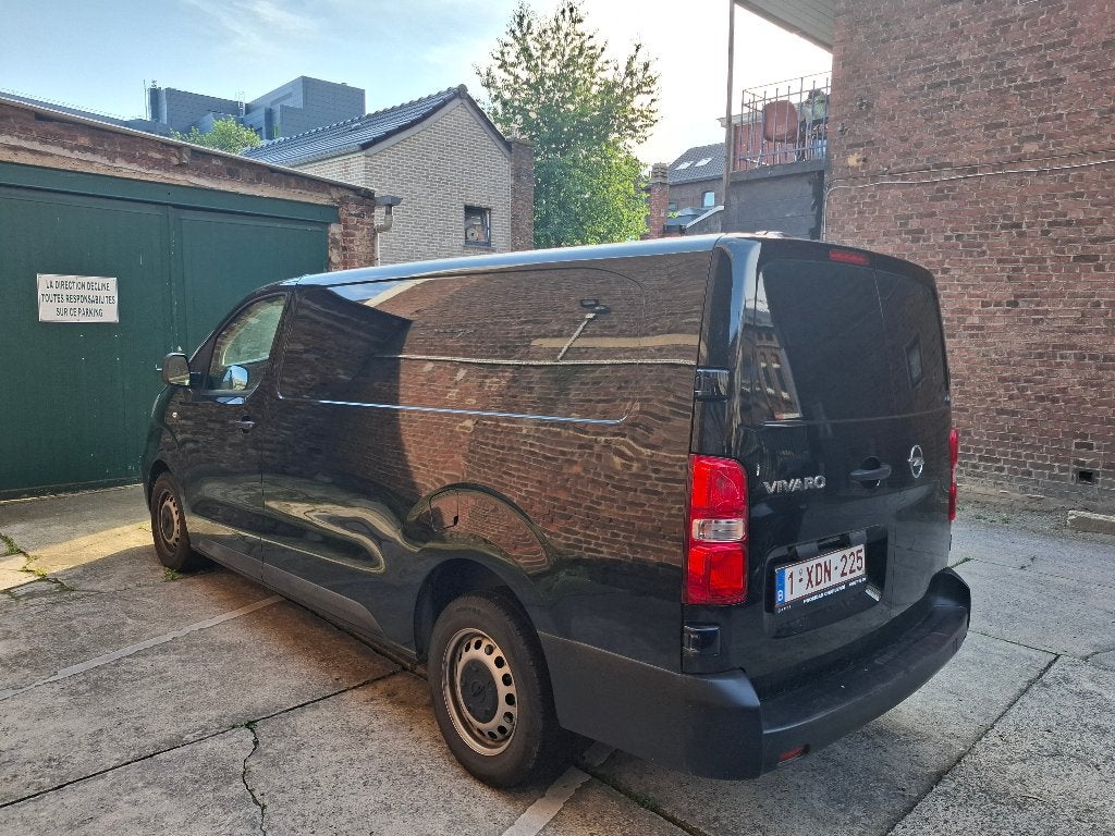 Camionnette Opel Vivaro, Autos, Achat, 4 portes, Boîte manuelle, Noir