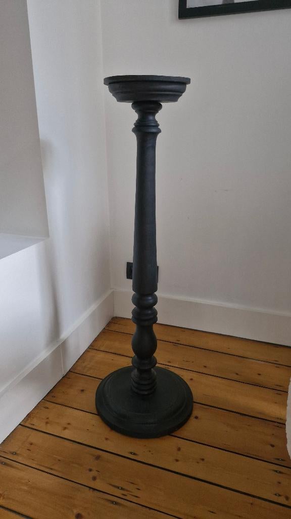 Plantentafel in zwart, matte verf, Huis en Inrichting, Tafels | Bijzettafels, Ophalen, Minder dan 55 cm, Gebruikt, Rond
