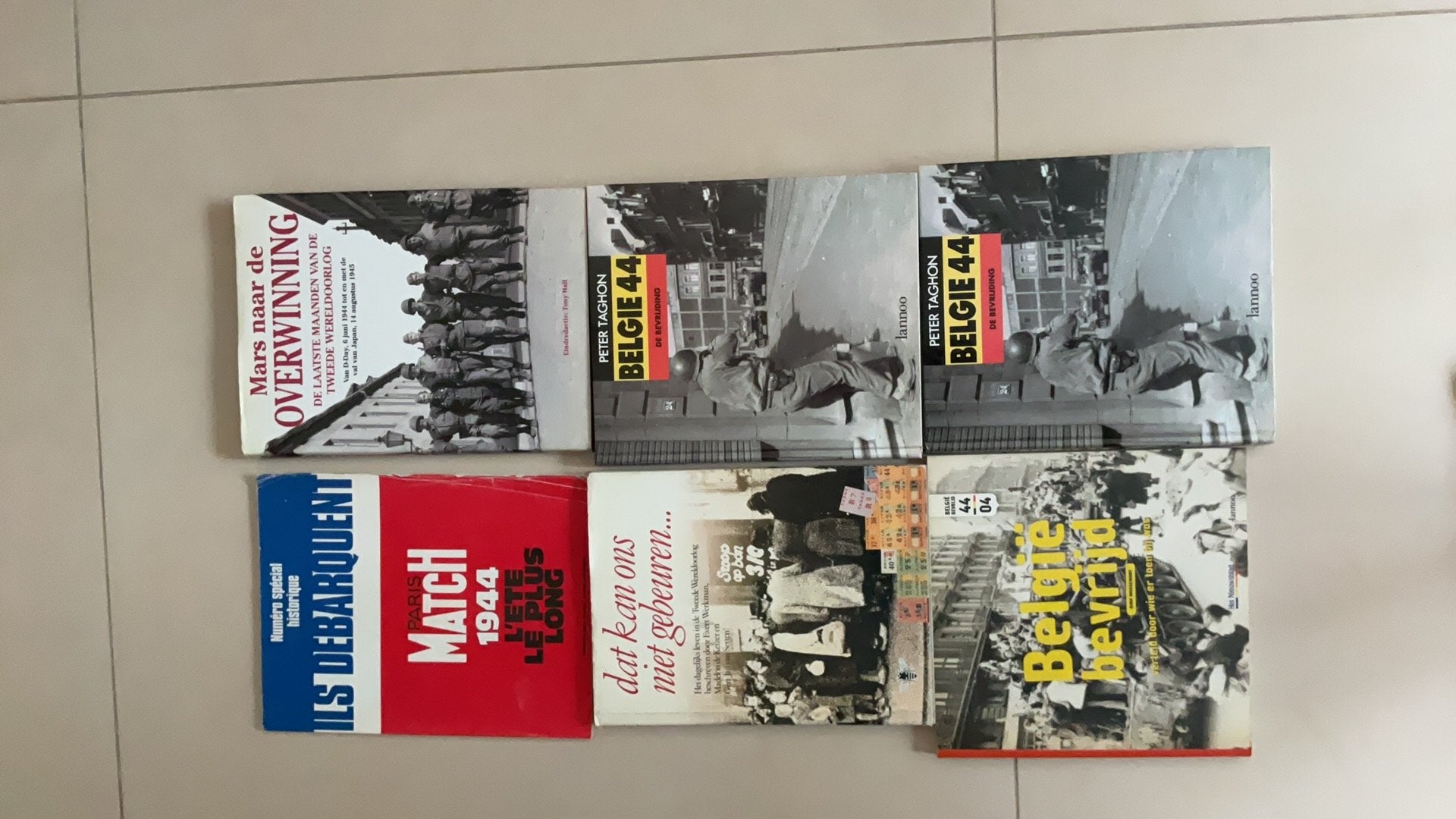 Oorlog boeken ., Ophalen