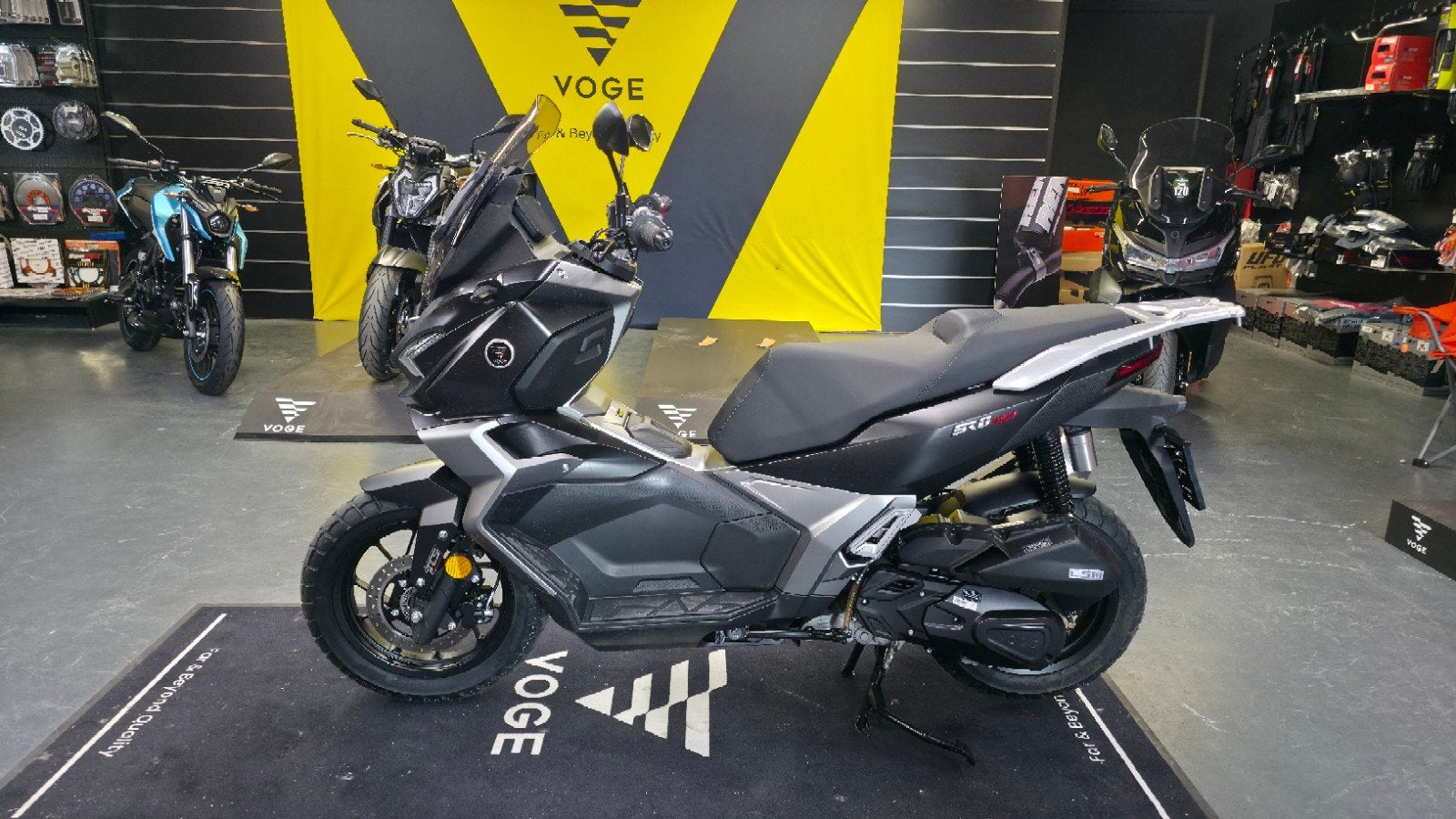 AJOUTER SR1 ADV, Motos, Scooter, Entreprise, Occasion, Info@dam-racing.be