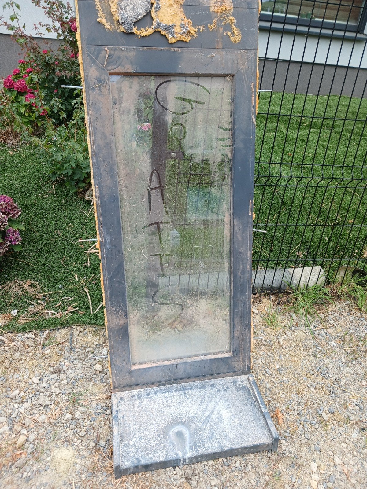 Gratis vast raam 57cm x 120 cm, Ophalen