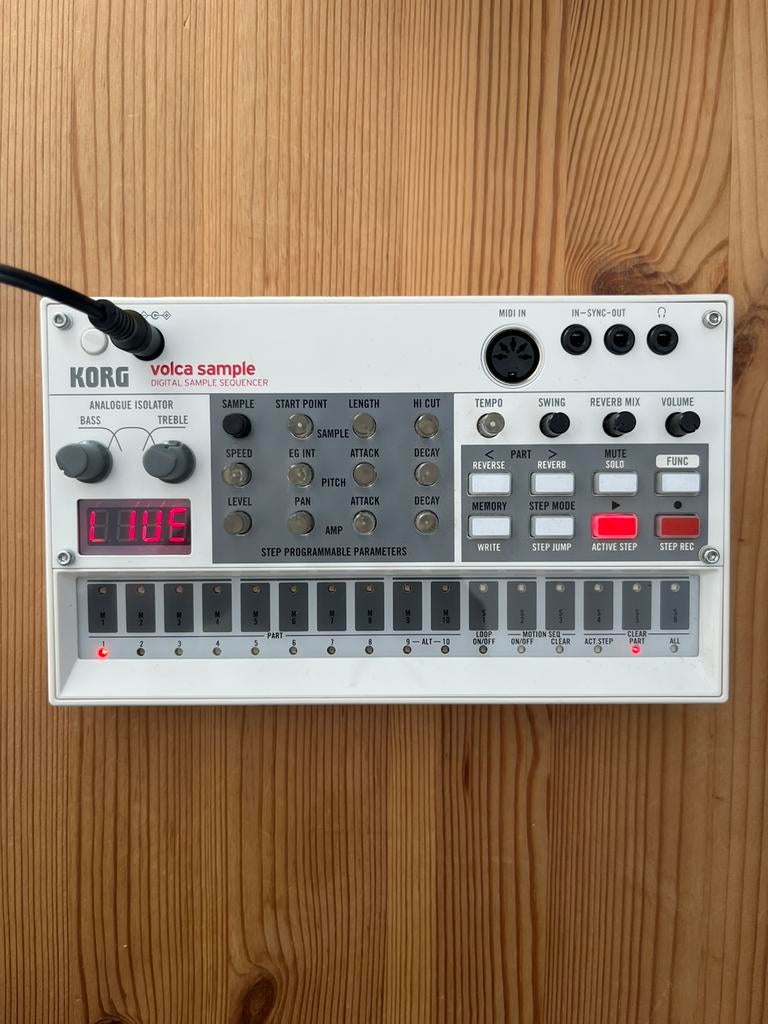Korg Volca Sample 1 (nieuwstaat), Muziek en Instrumenten, Synthesizers, Ophalen of Verzenden, Zo goed als nieuw, Korg
