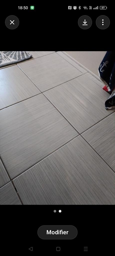 Recherche même  carrelage sdb 30x30 cm sol