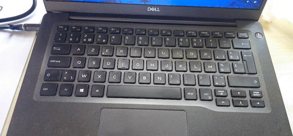 DELL 7400, 256 GB, 14 pouces, Enlèvement, Dell