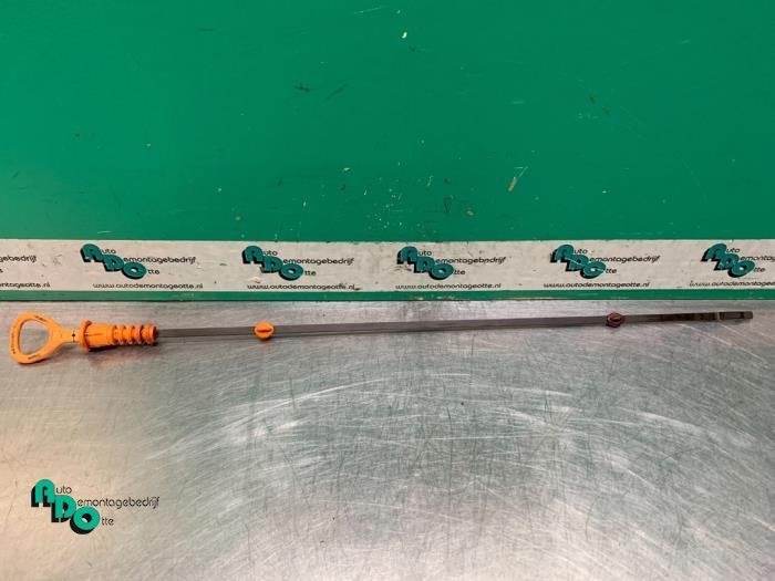 Olie Peilstok van een Volkswagen Golf (Golf 97-), Gebruikt, -, Volkswagen, -
